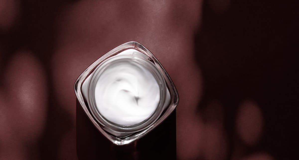 Gel vs Cream vs Ointment: Texture and Performance