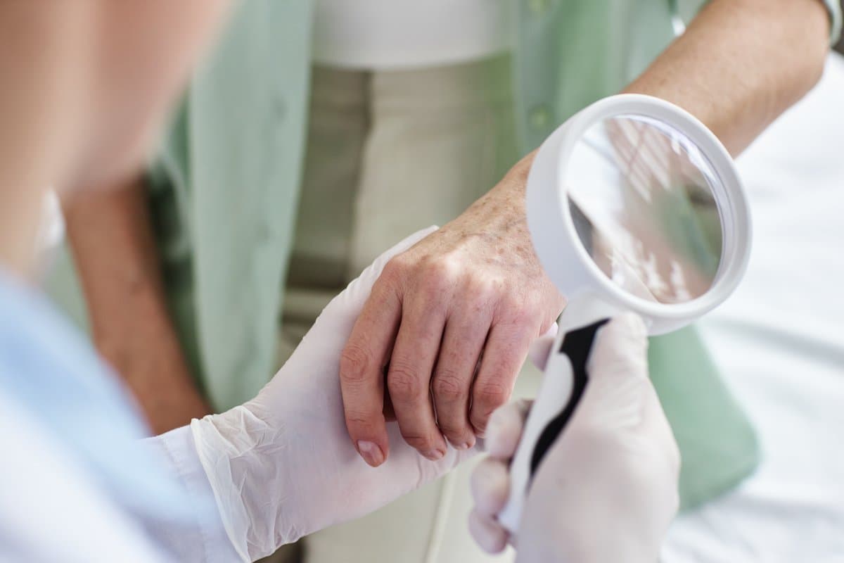 Неліктен сол қызыл дақ кетпейді